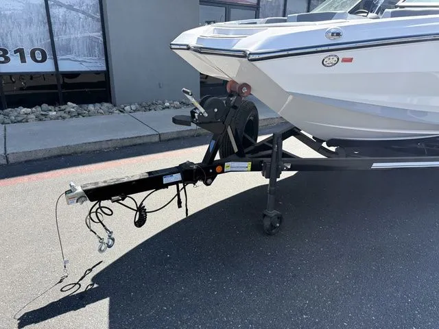 Slide: The Image of MasterCraft NXT20 2025 - 11