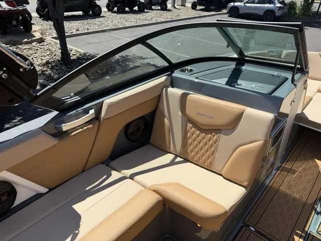 Slide: The Image of MasterCraft XT22 2025 - 26