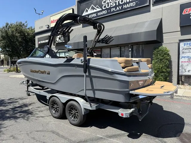 Slide: The Image of MasterCraft XT22 2025 - 6
