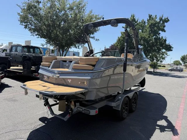 Slide: The Image of MasterCraft XT22 2025 - 8