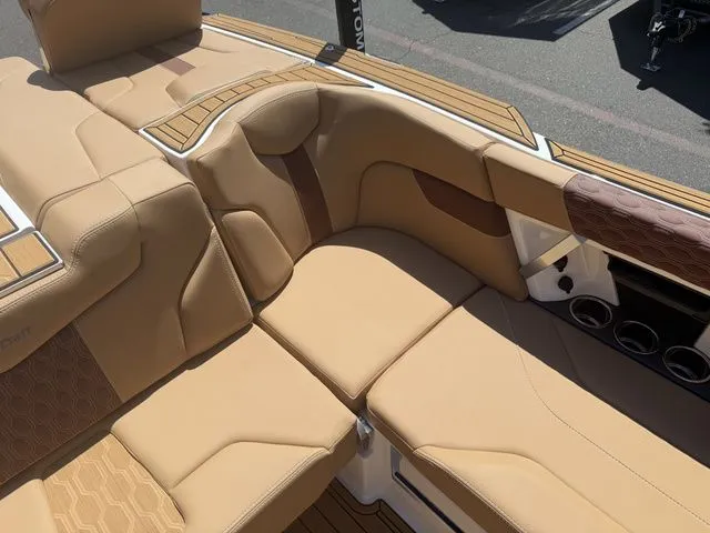 Slide: The Image of MasterCraft XT24 2025 - 27