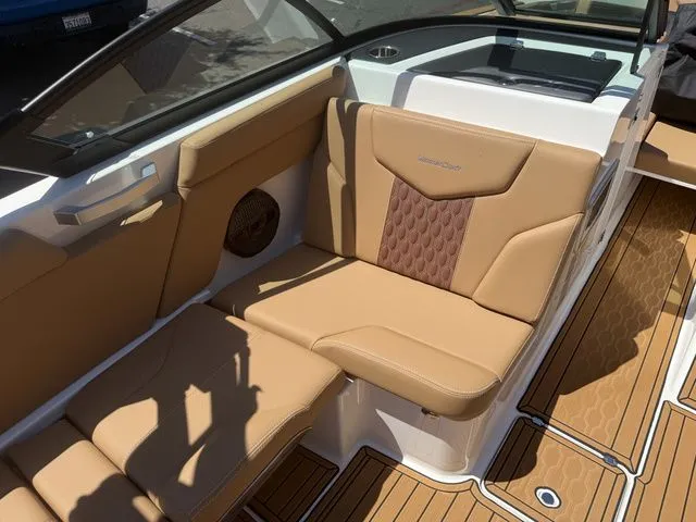 Slide: The Image of MasterCraft XT24 2025 - 30