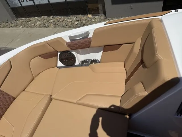 Slide: The Image of MasterCraft XT24 2025 - 35