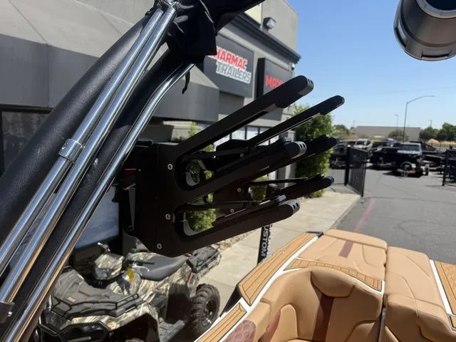 Slide: The Image of MasterCraft XT24 2025 - 36