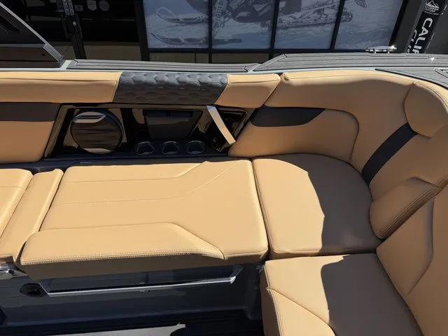 Slide: The Image of MasterCraft XT24 2026 - 21