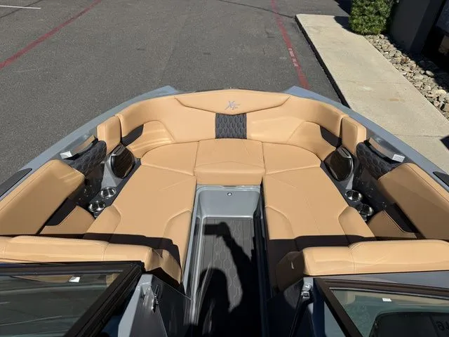 Slide: The Image of MasterCraft XT24 2026 - 29