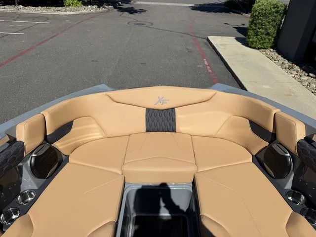 Slide: The Image of MasterCraft XT24 2026 - 31