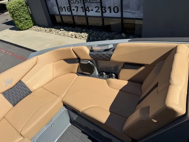 Slide: The Image of MasterCraft XT24 2026 - 32