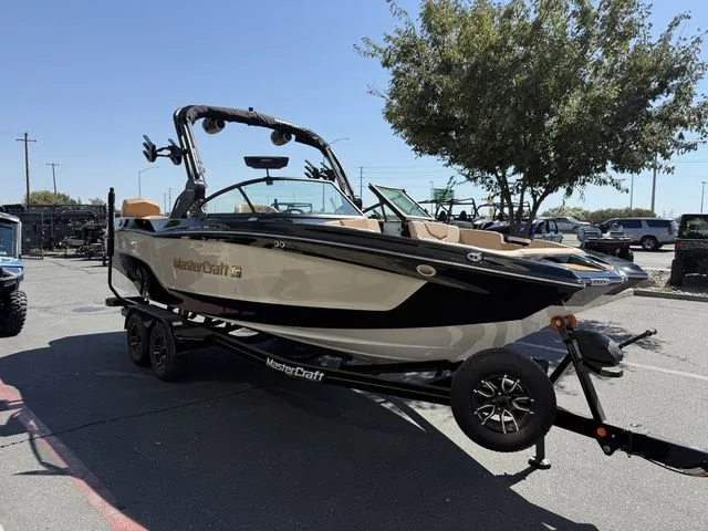 Slide: The Image of MasterCraft XT24 2025 - 10