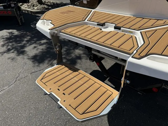 Slide: The Image of MasterCraft XT24 2025 - 17