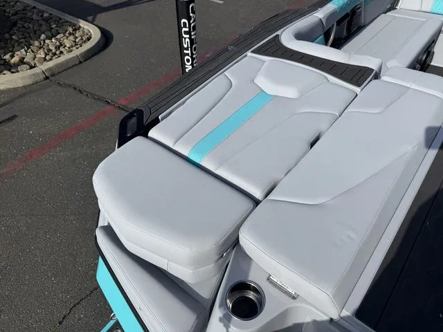 Slide: The Image of MasterCraft XT23 2026 - 17