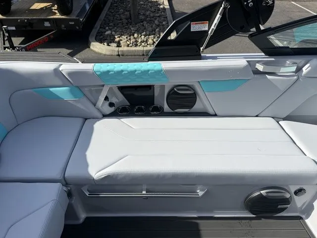 Slide: The Image of MasterCraft XT23 2026 - 26