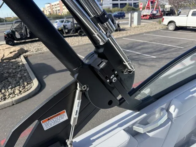 Slide: The Image of MasterCraft XT23 2026 - 34