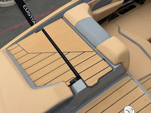 Slide: The Image of MasterCraft X24 2026 - 20