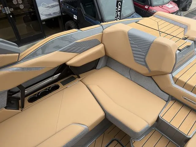 Slide: The Image of MasterCraft X24 2026 - 41