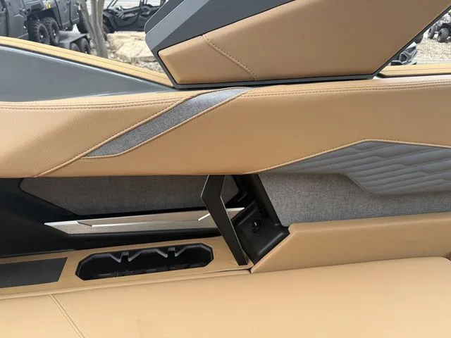 Slide: The Image of MasterCraft X24 2026 - 47