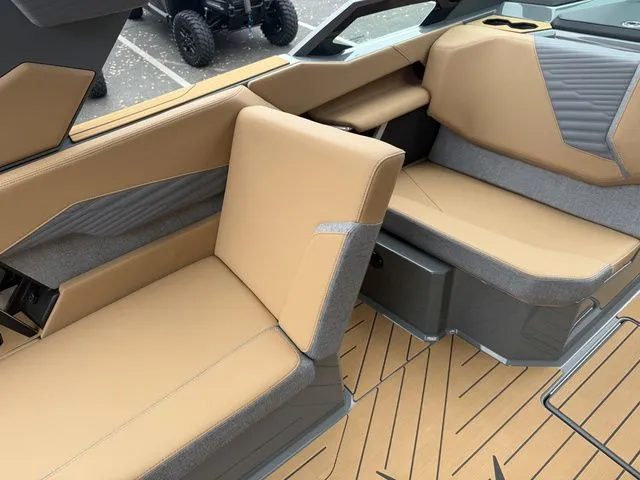 Slide: The Image of MasterCraft X24 2026 - 52