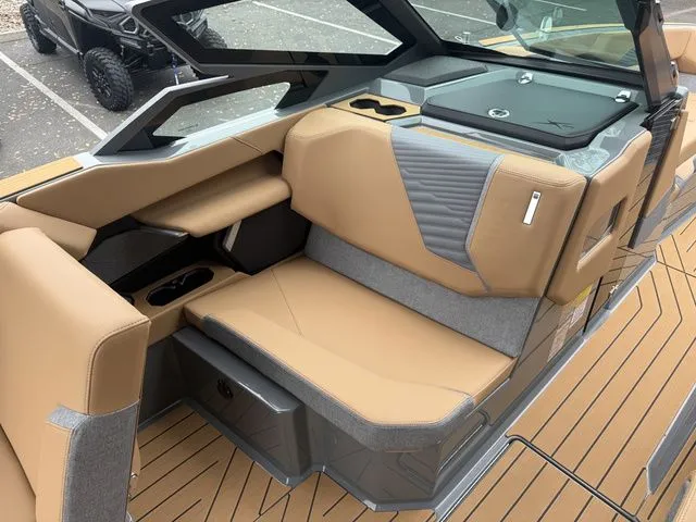 Slide: The Image of MasterCraft X24 2026 - 55