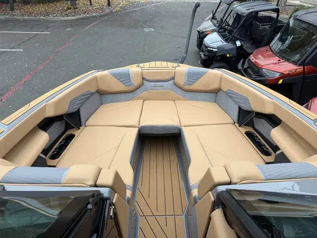 Slide: The Image of MasterCraft X24 2026 - 59