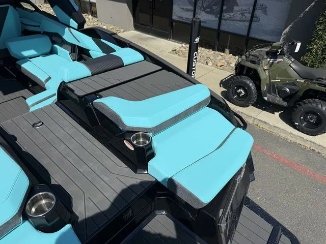 Slide: The Image of MasterCraft X24 2026 - 19