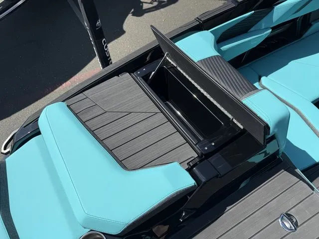 Slide: The Image of MasterCraft X24 2026 - 23