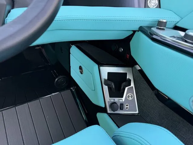 Slide: The Image of MasterCraft X24 2026 - 29