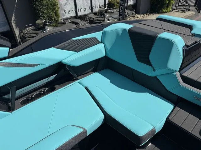 Slide: The Image of MasterCraft X24 2026 - 37