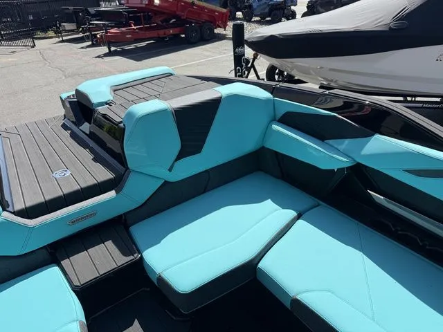 Slide: The Image of MasterCraft X24 2026 - 39