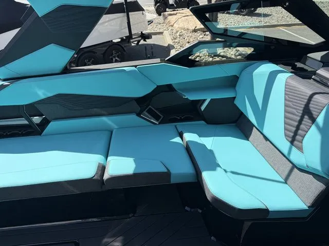 Slide: The Image of MasterCraft X24 2026 - 41