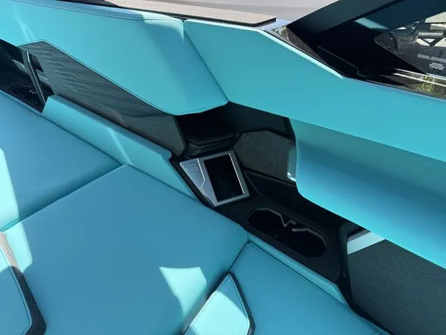 Slide: The Image of MasterCraft X24 2026 - 44