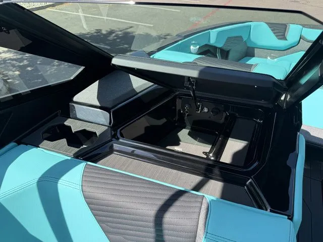 Slide: The Image of MasterCraft X24 2026 - 47