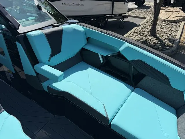 Slide: The Image of MasterCraft X24 2026 - 51