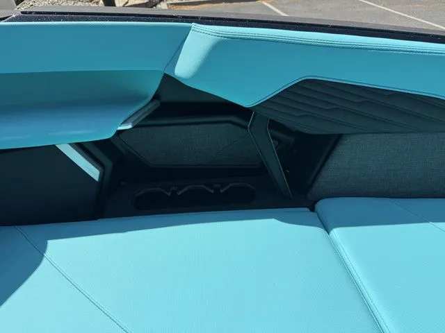 Slide: The Image of MasterCraft X24 2026 - 54