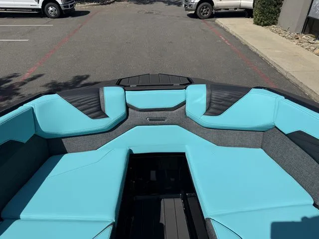 Slide: The Image of MasterCraft X24 2026 - 55