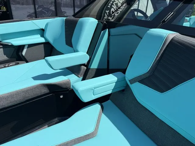 Slide: The Image of MasterCraft X24 2026 - 79