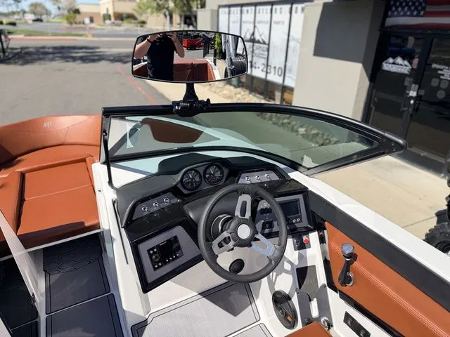 Slide: The Image of MasterCraft NXT 23 2023 - 10