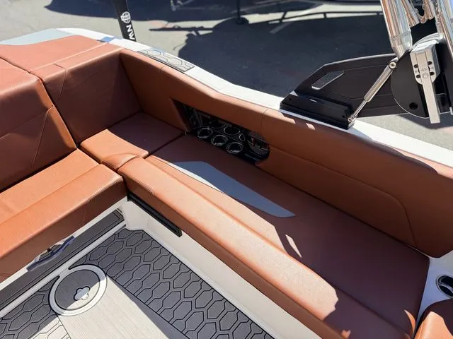 Slide: The Image of MasterCraft NXT 23 2023 - 15