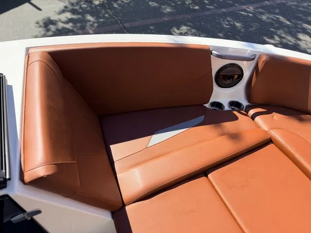 Slide: The Image of MasterCraft NXT 23 2023 - 18