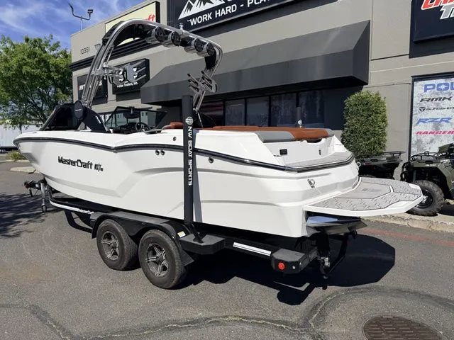 Slide: The Image of MasterCraft NXT 23 2023 - 7