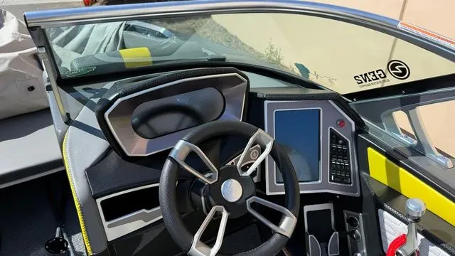 Slide: The Image of MasterCraft X22 2019 - 12