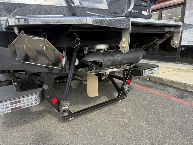 Slide: The Image of MasterCraft X24 2024 - 9