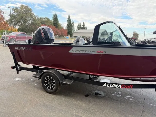 Slide: The Image of Alumacraft Competitor 185X SP FSX 2025 - 14