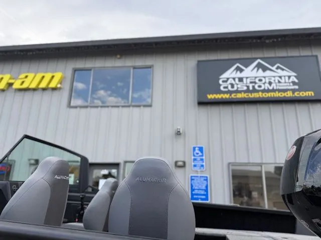 Slide: The Image of Alumacraft Competitor 185X SP FSX 2025 - 21