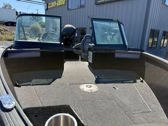 Slide: The Image of Alumacraft Trophy 175X Sport 2025 - 9