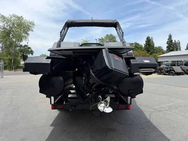 Slide: The Image of Manitou EXPLORE 22 MAX SWITCHBACK 2025 - 6