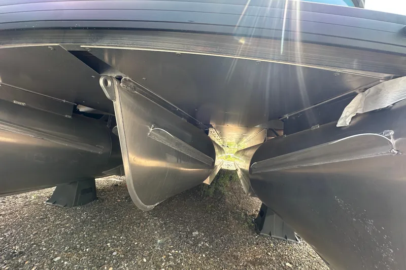 Slide: The Image of Underside of Godfrey Sweetwater 2286 SFLC pontoon boat, year 2026. - 23