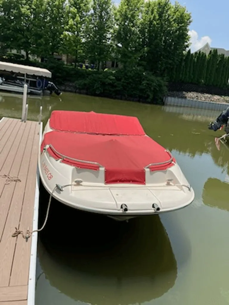 Slide: The Image of Caravelle 218 Deck Boat 2005 - 11