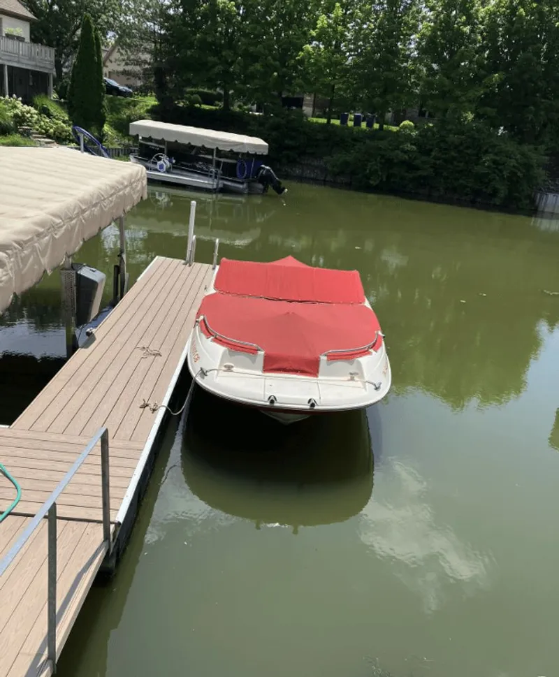 Slide: The Image of Caravelle 218 Deck Boat 2005 - 13