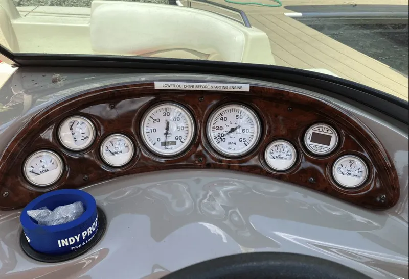 Slide: The Image of Caravelle 218 Deck Boat 2005 - 3