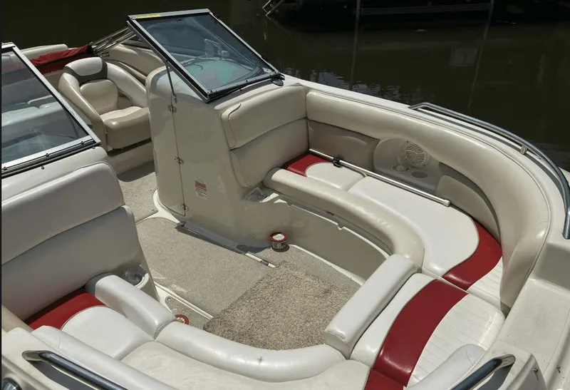 Slide: The Image of Caravelle 218 Deck Boat 2005 - 4